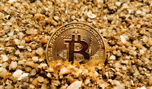 比特币向上突破69000一枚 比特币4